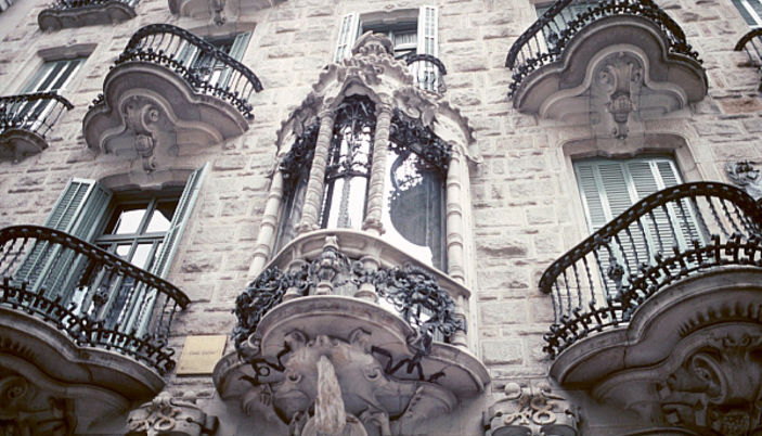 Casa Calvet - Gaudi - Barcelona